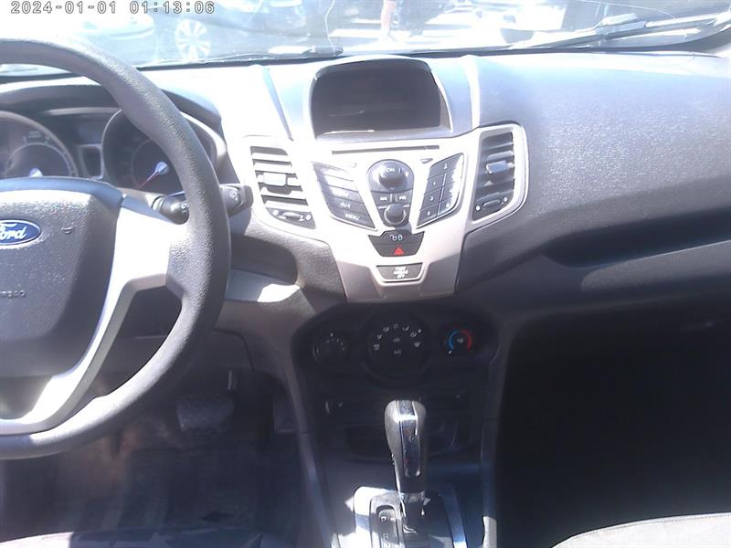 ford Fiesta 2012 - 15