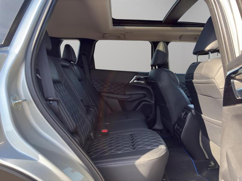 mitsubishi Outlander PHEV 2024 - 16