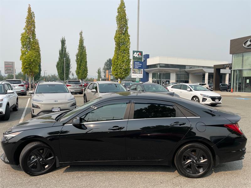 hyundai Elantra 2021 - 2