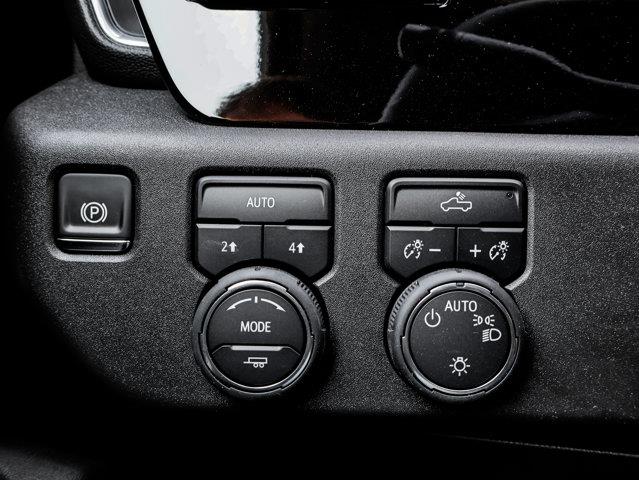 chevrolet Silverado 1500 2025 - 19