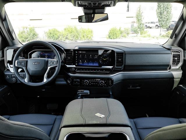 chevrolet Silverado 1500 2025 - 32