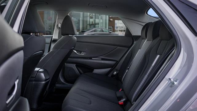 hyundai Elantra 2022 - 10