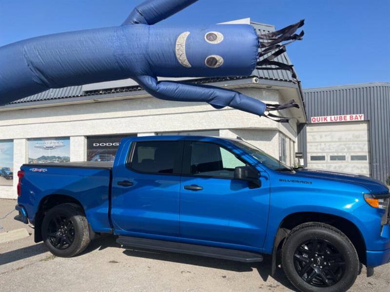 chevrolet Silverado 1500 2022 - 26