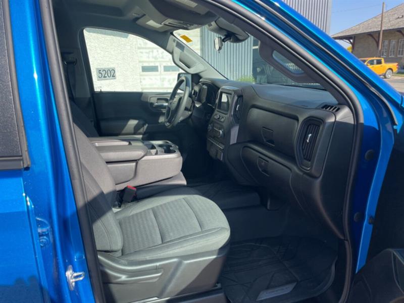 chevrolet Silverado 1500 2022 - 29