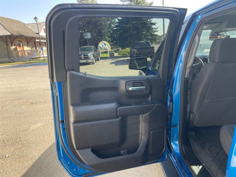 chevrolet Silverado 1500 2022 - 31