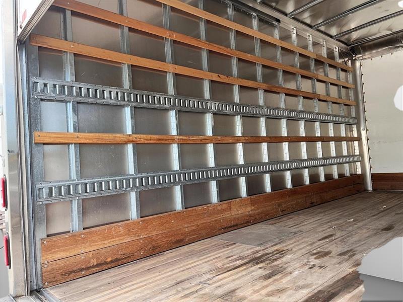 isuzu NPR-HD 2022 - 11