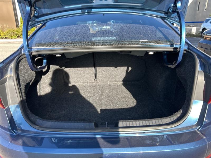 volkswagen Jetta 2019 - 11