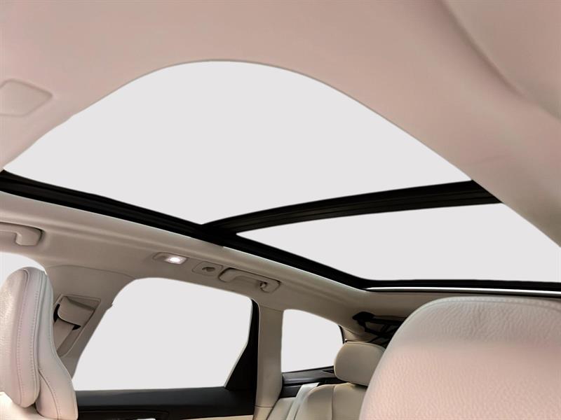 volvo XC60 2023 - 10