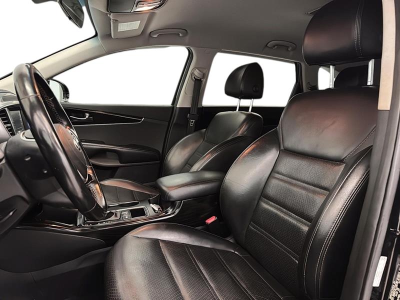 kia Sorento 2019 - 17