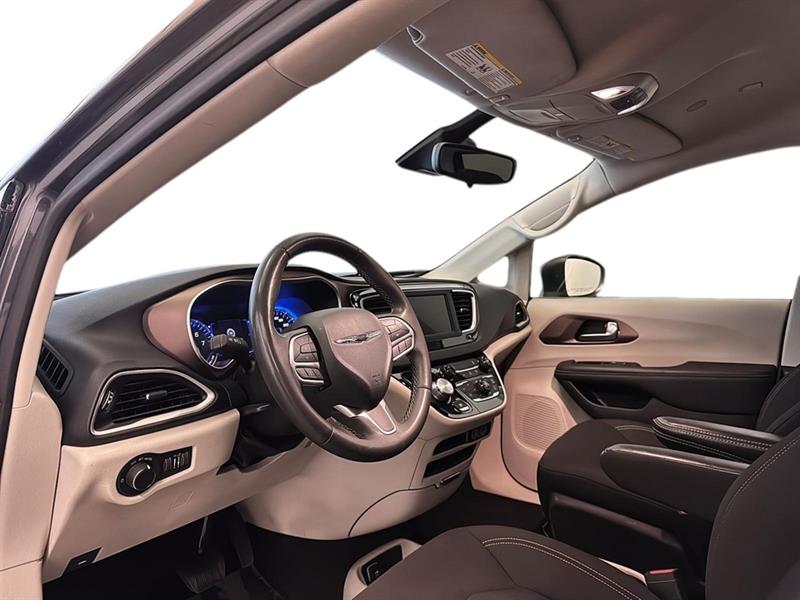 chrysler Grand Caravan 2023 - 13