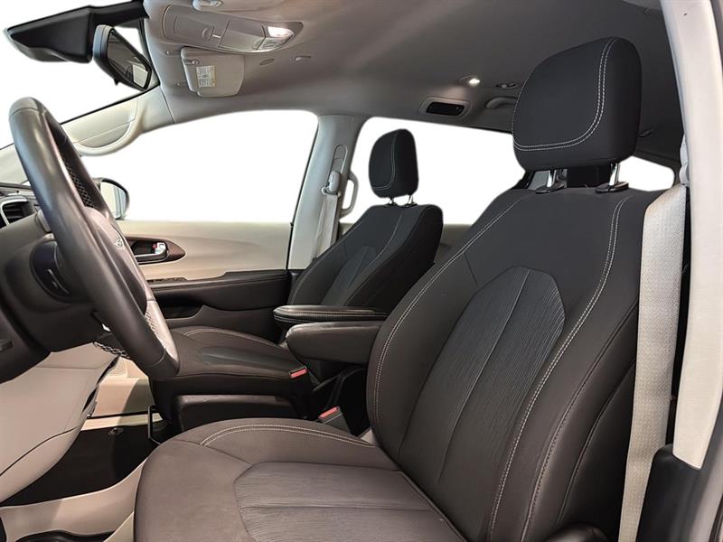 chrysler Grand Caravan 2023 - 15