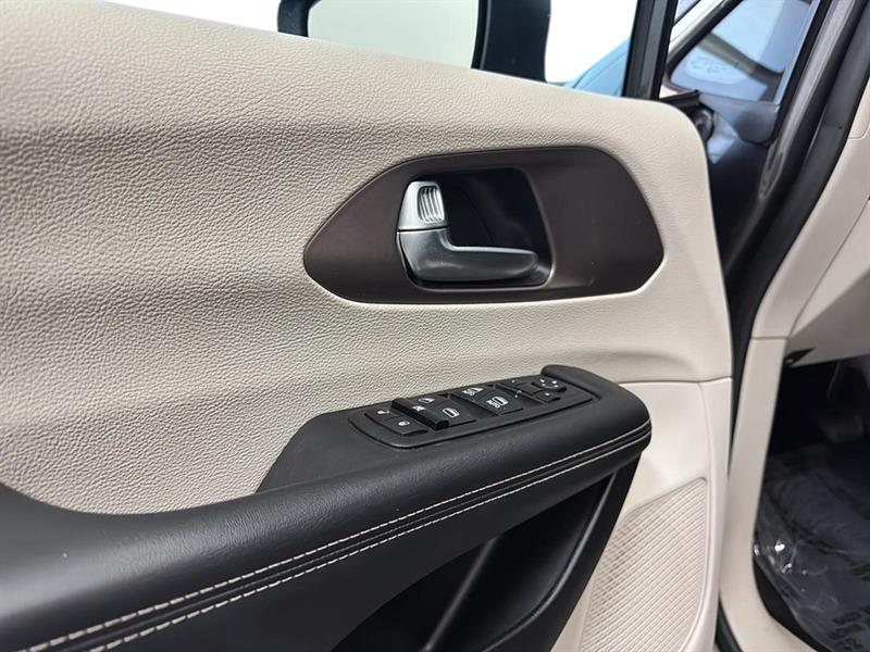 chrysler Grand Caravan 2023 - 18