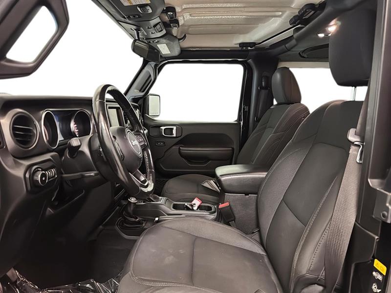 jeep Wrangler 2022 - 11