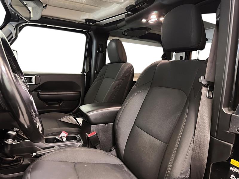 jeep Wrangler 2022 - 13