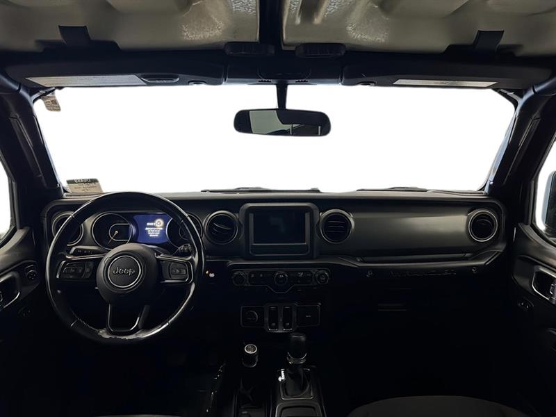 jeep Wrangler 2022 - 17