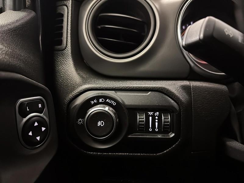 jeep Wrangler 2022 - 19