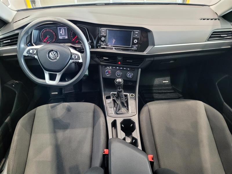 volkswagen Jetta 2019 - 4