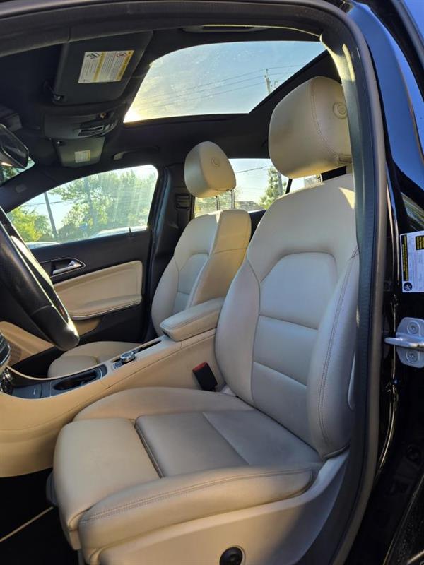 mercedes-benz GLA250 2017 - 16