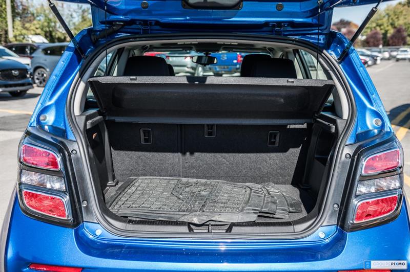 chevrolet Sonic 2017 - 12