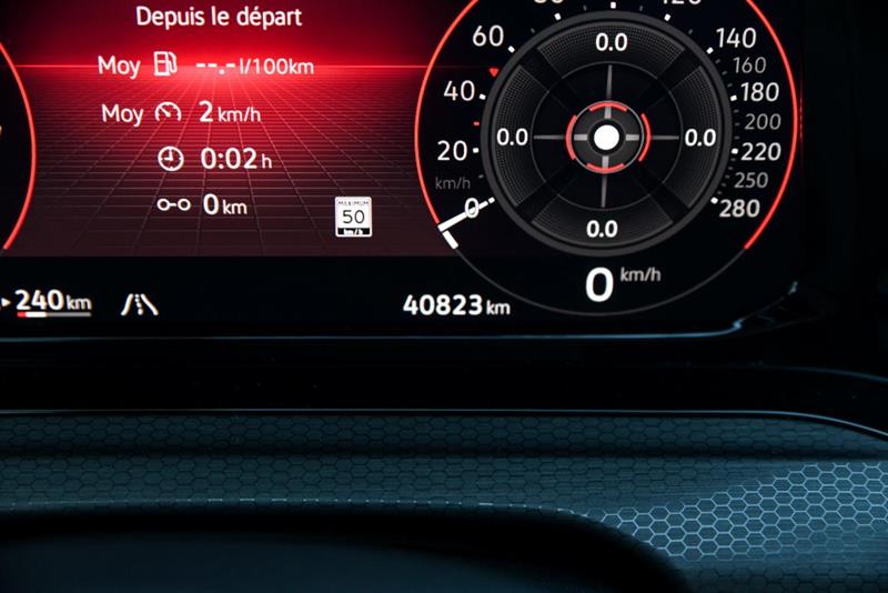 volkswagen Golf GTI 2022 - 12