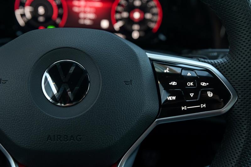 volkswagen Golf GTI 2022 - 13