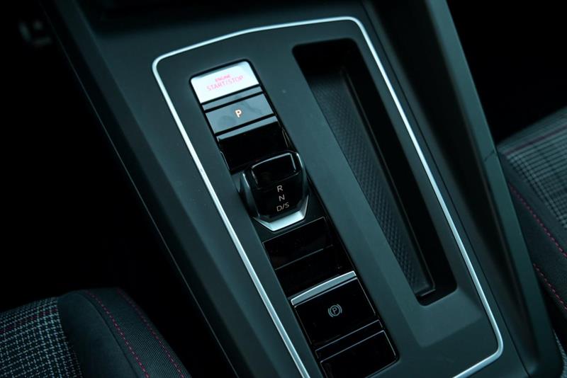 volkswagen Golf GTI 2022 - 19