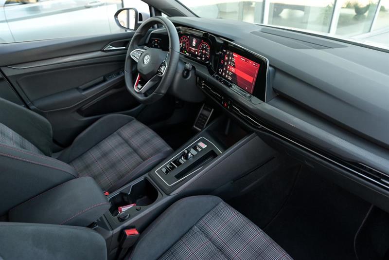 volkswagen Golf GTI 2022 - 22