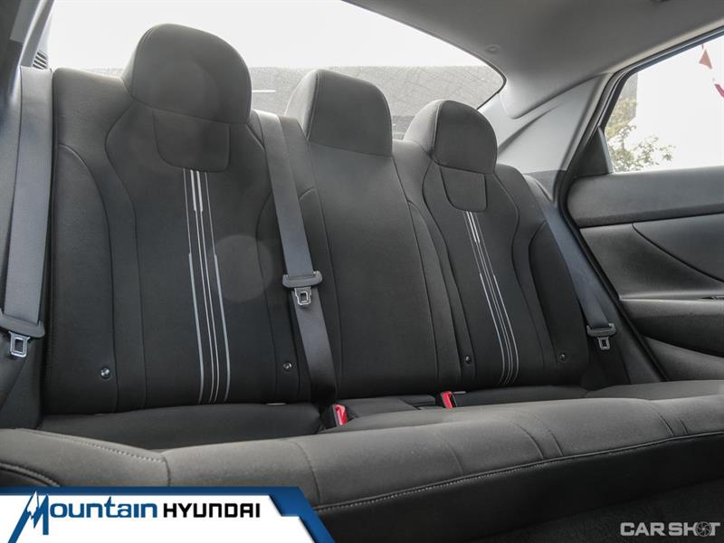 hyundai Elantra 2022 - 13