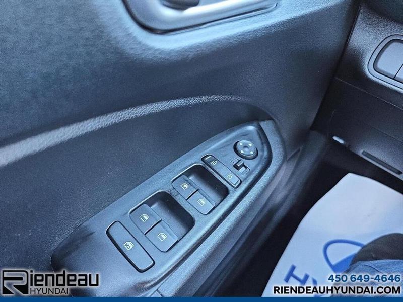 hyundai Venue 2021 - 14