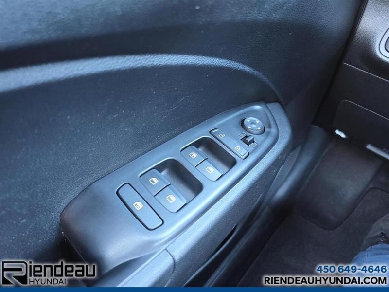 hyundai Venue 2024 - 15