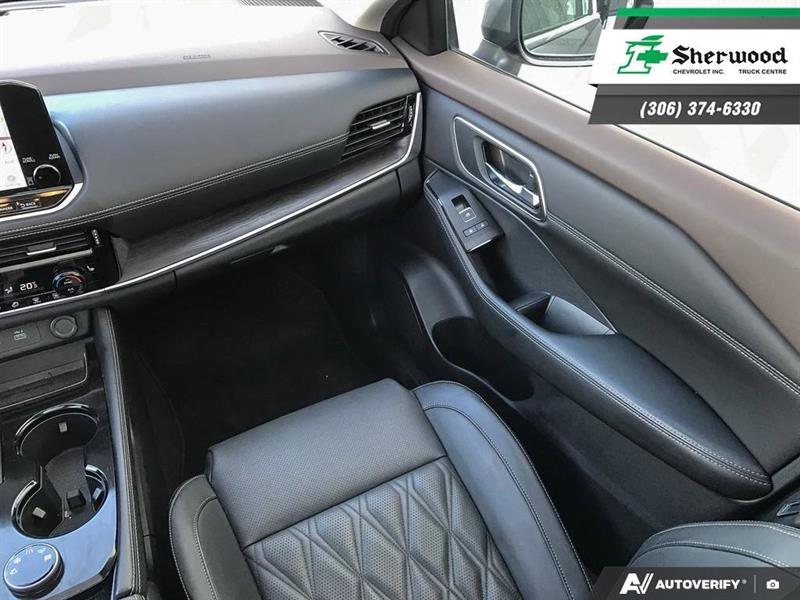 nissan Rogue 2023 - 25