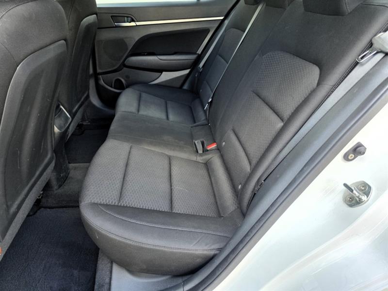 hyundai Elantra 2019 - 11