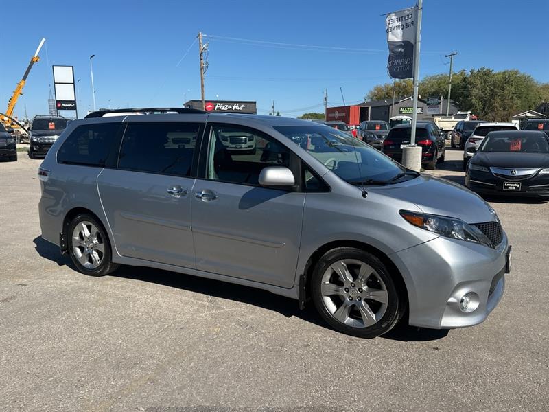 toyota Sienna 2014 - 10
