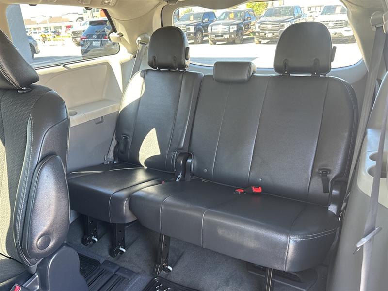 toyota Sienna 2014 - 18