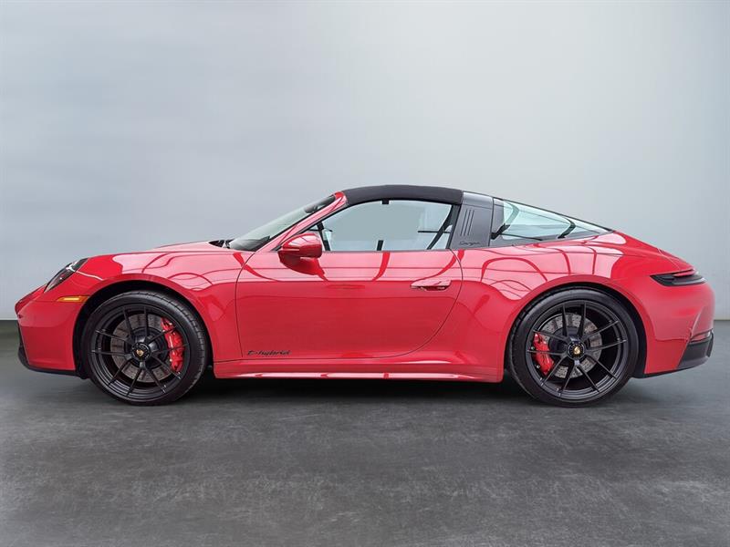 porsche 911 2025 - 2