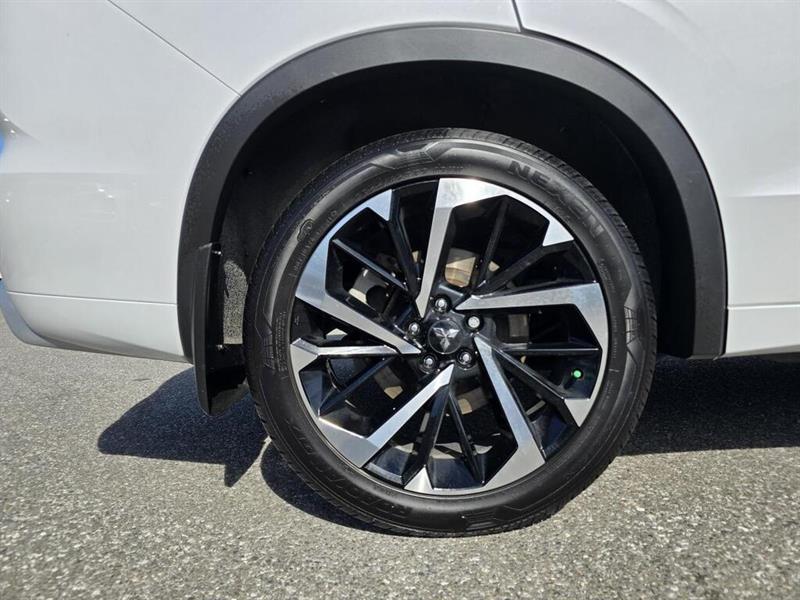 mitsubishi Outlander 2023 - 9