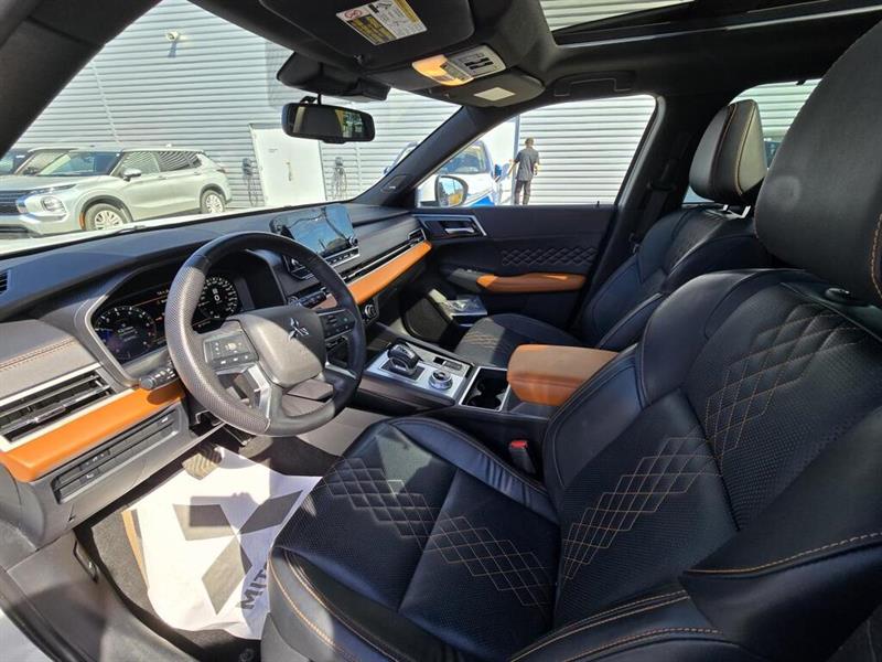 mitsubishi Outlander 2023 - 15