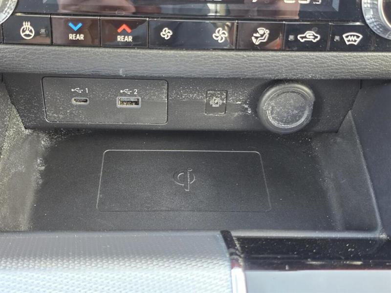 mitsubishi Outlander 2023 - 26