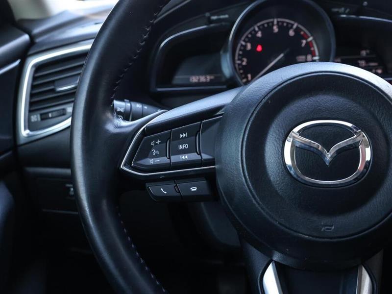 mazda Mazda3 Sport 2018 - 22
