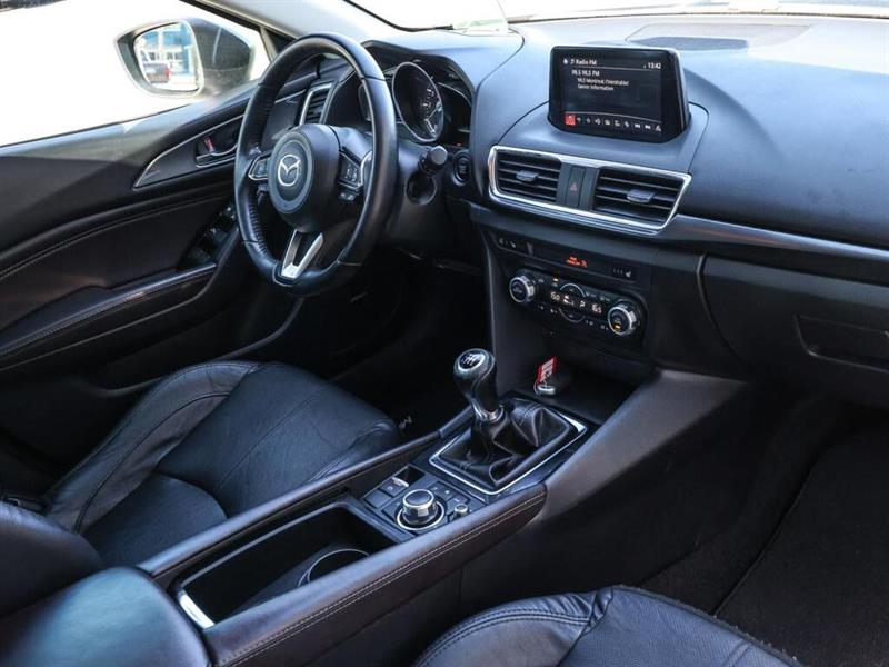 mazda Mazda3 Sport 2018 - 33