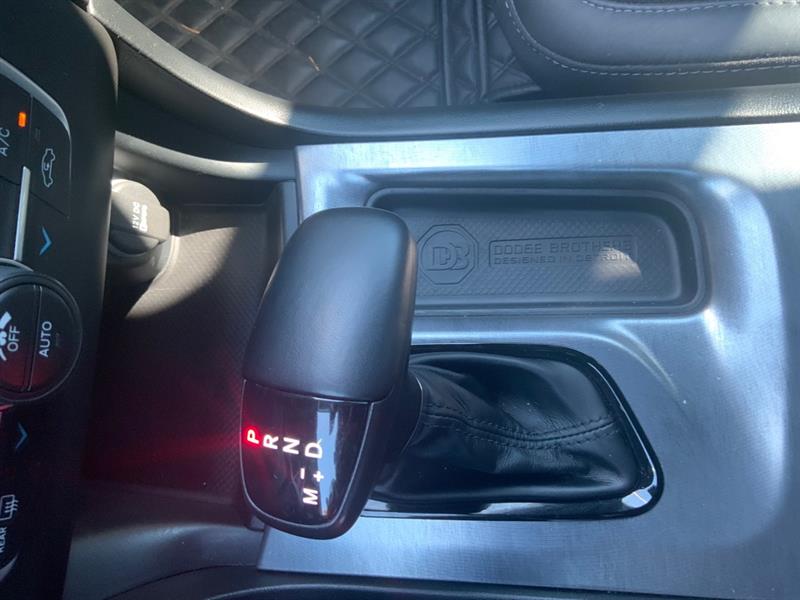 dodge Charger 2021 - 14