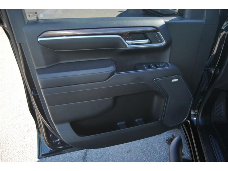 2023 Chevrolet Silverado 1500 - Image 11