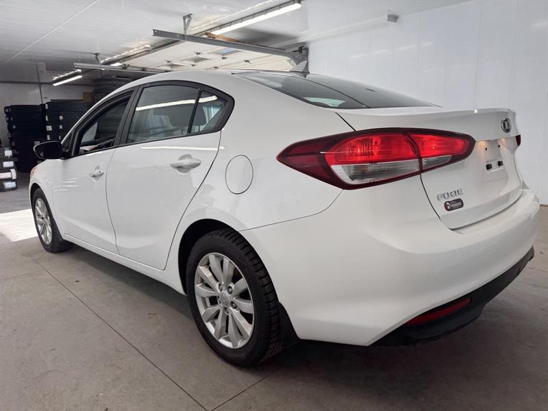 kia Forte 2018 - 6