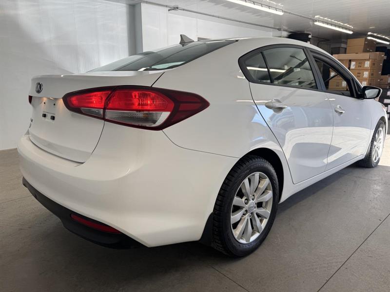 kia Forte 2018 - 8