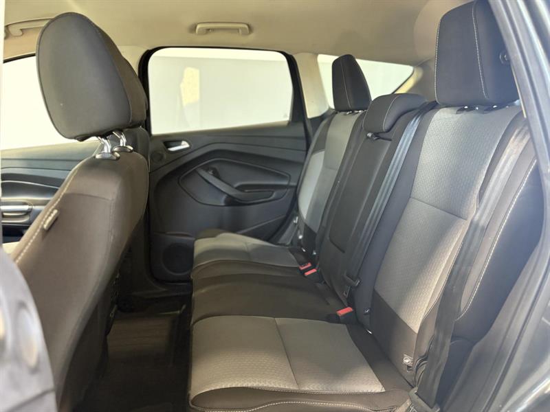 ford Escape 2017 - 24