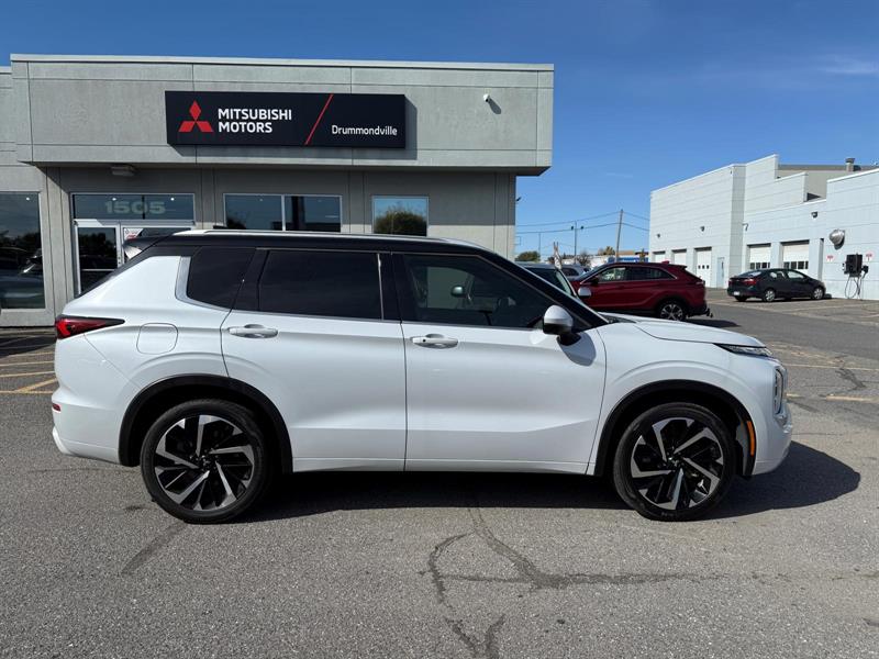 mitsubishi Outlander 2023 - 3