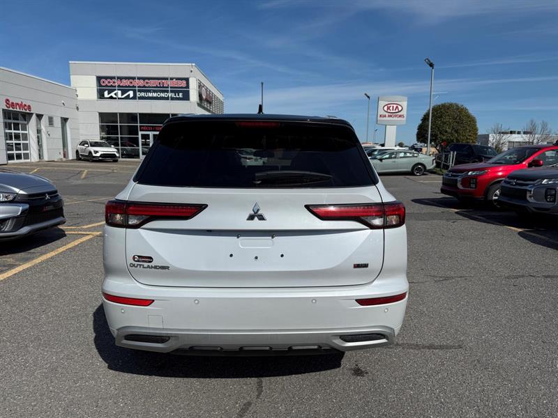 mitsubishi Outlander 2023 - 4