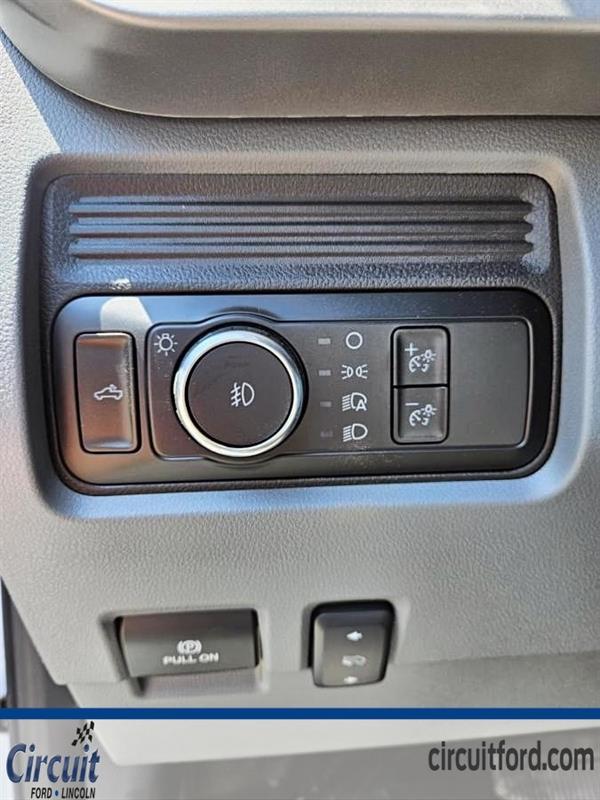 ford F-550 2024 - 10