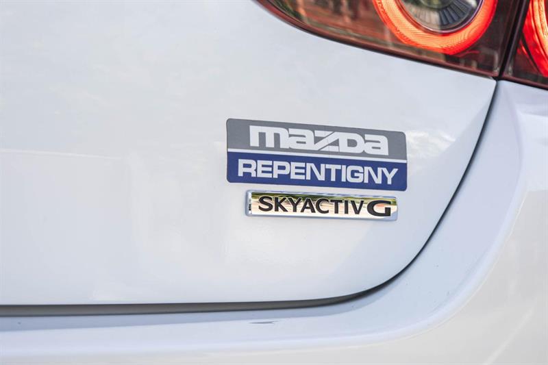 mazda Mazda3 2021 - 8