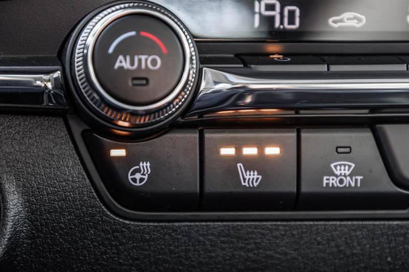 mazda Mazda3 2021 - 24